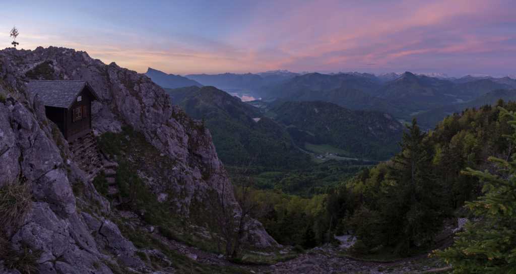 Schutzhütte am Schober in den Salzkammergut-Bergen an der Grenze von Oberösterreich und Salzburg, Österreich.